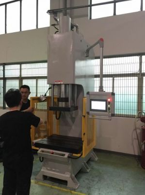 伺服壓力機(jī) 伺服液壓機(jī) 節(jié)能液壓機(jī)